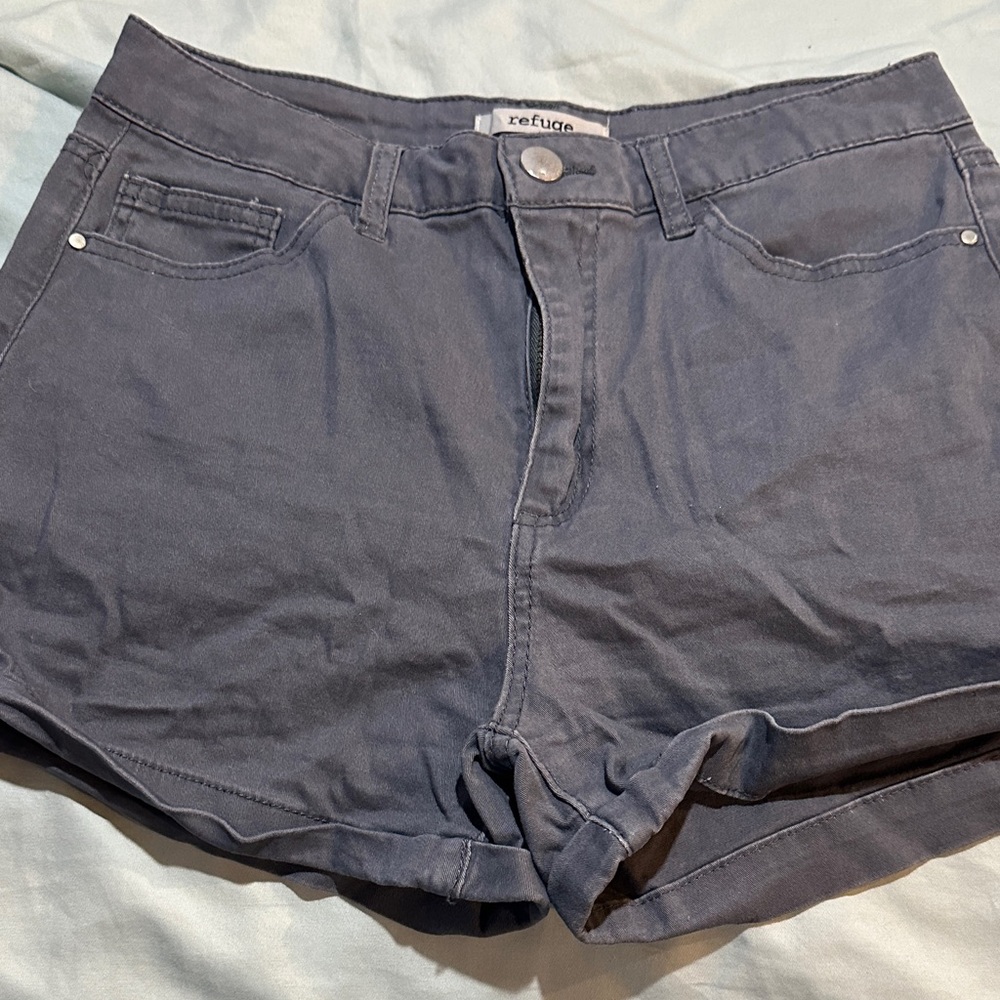 Refuge Women's gray Shorts